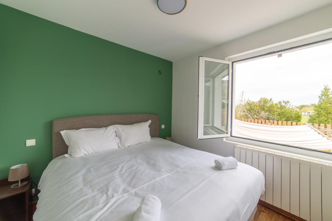 Auberge Trabenia Ascain Phòng bức ảnh