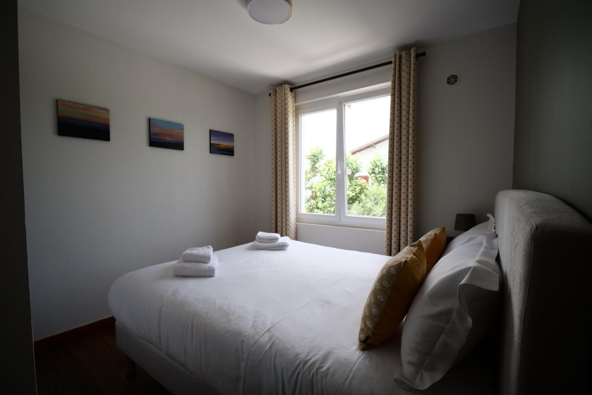 Auberge Trabenia Ascain Phòng bức ảnh